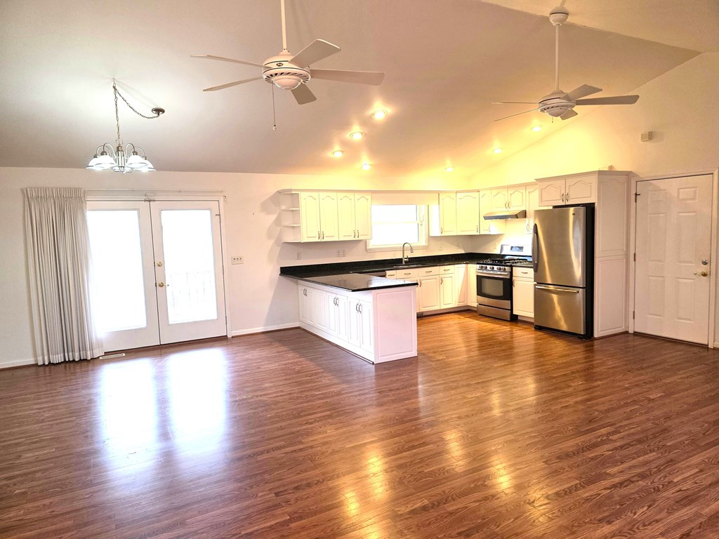 425299 Murphy Residential