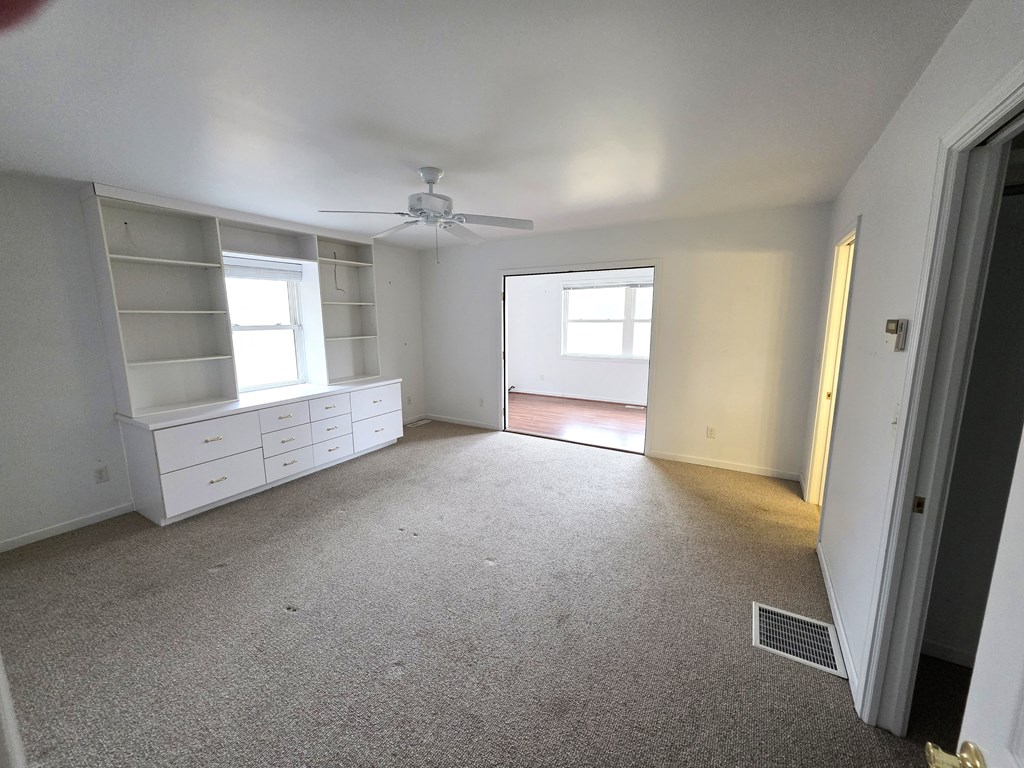 425299 Murphy Residential