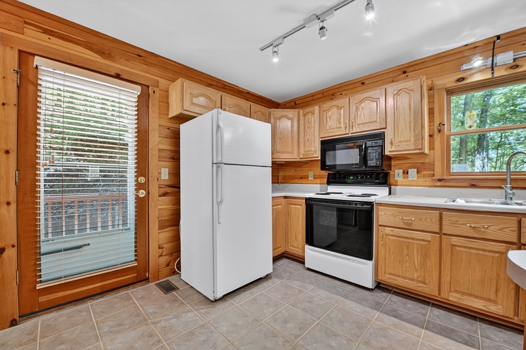 425301 McCaysville Residential