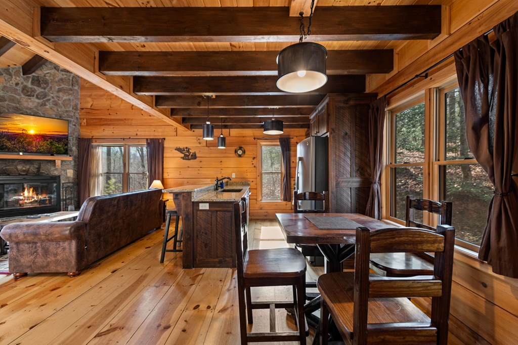 425313 Cherry Log Residential