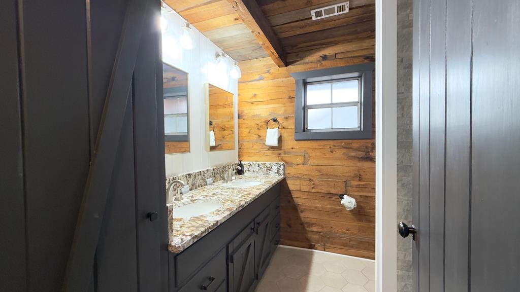 425320 Ellijay Residential