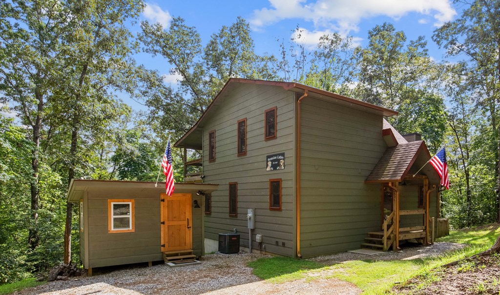 425323 Blue Ridge Residential