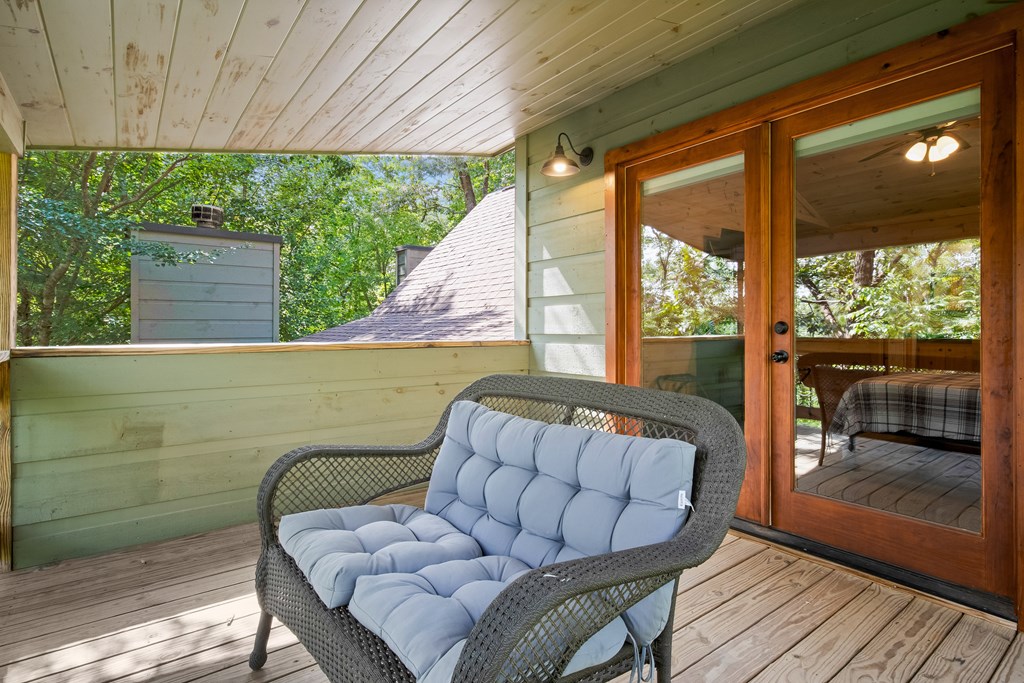 425323 Blue Ridge Residential