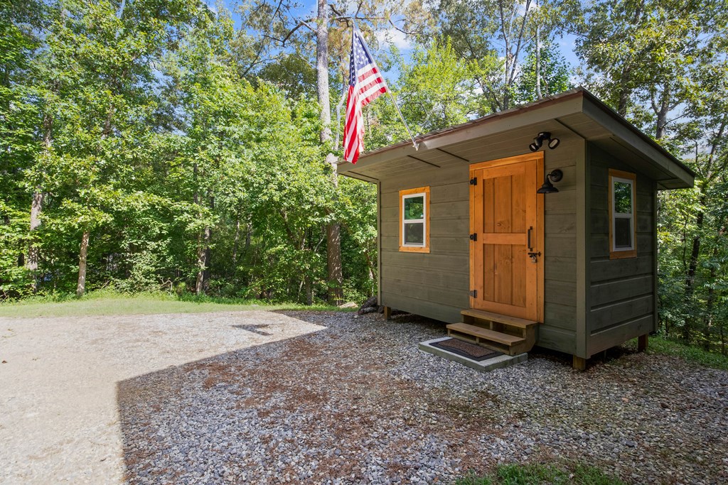 425323 Blue Ridge Residential