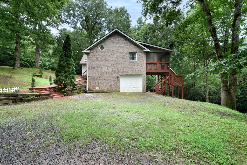 425324 Hayesville Residential