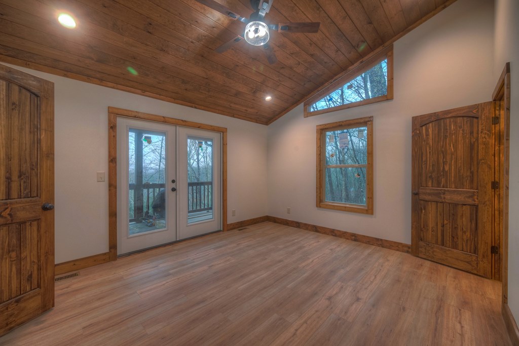 425328 Murphy Residential