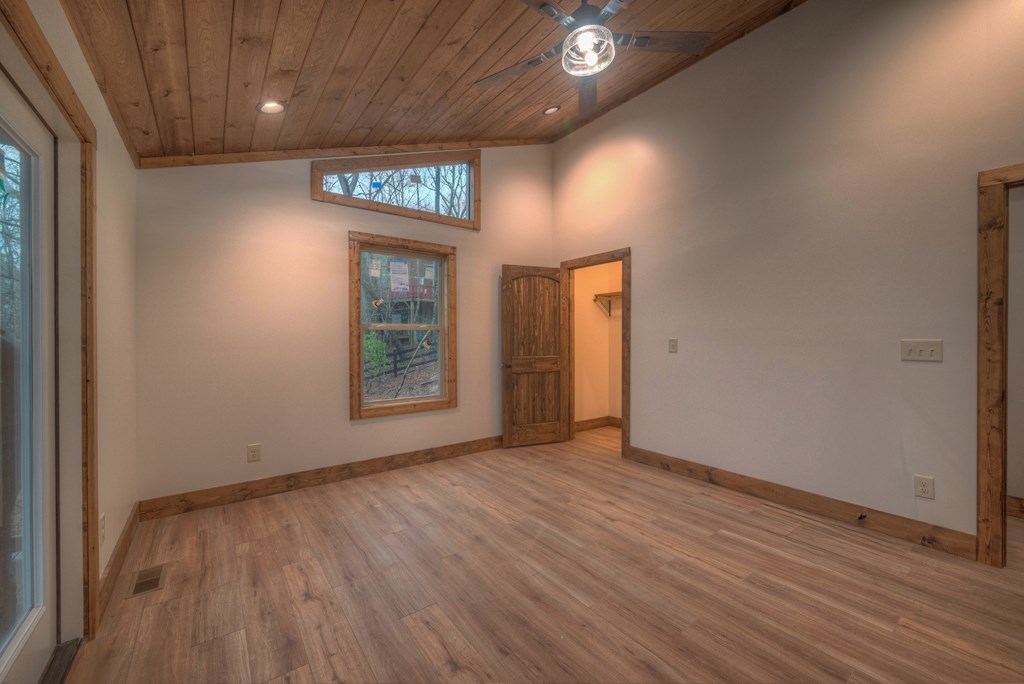 425328 Murphy Residential