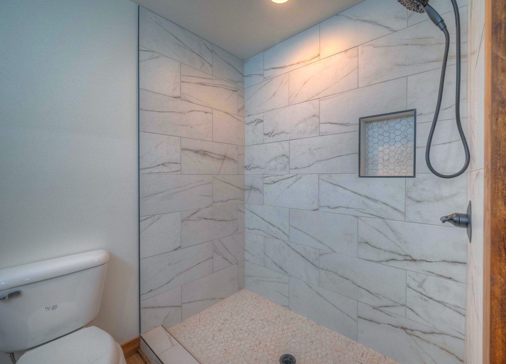 425328 Murphy Residential