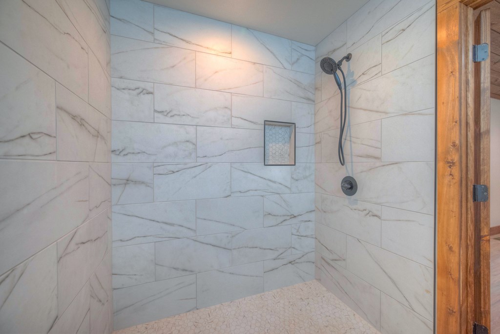 425328 Murphy Residential