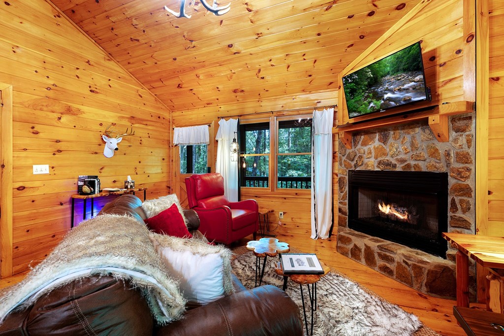 425330 Ellijay Residential