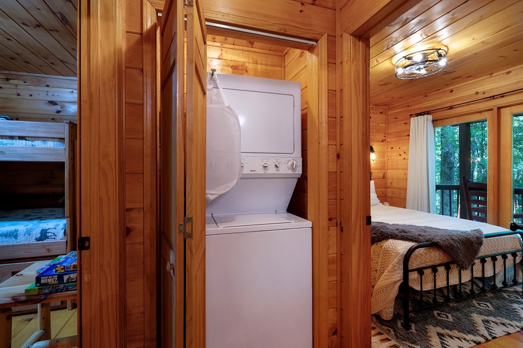 425330 Ellijay Residential