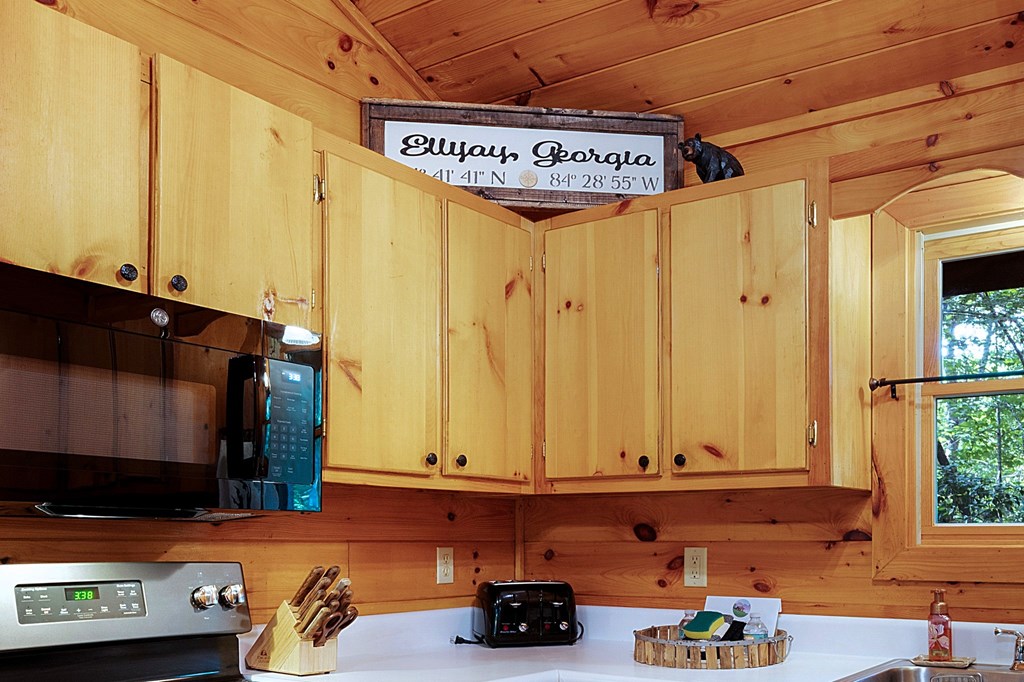 425330 Ellijay Residential