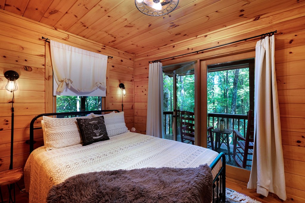 425330 Ellijay Residential