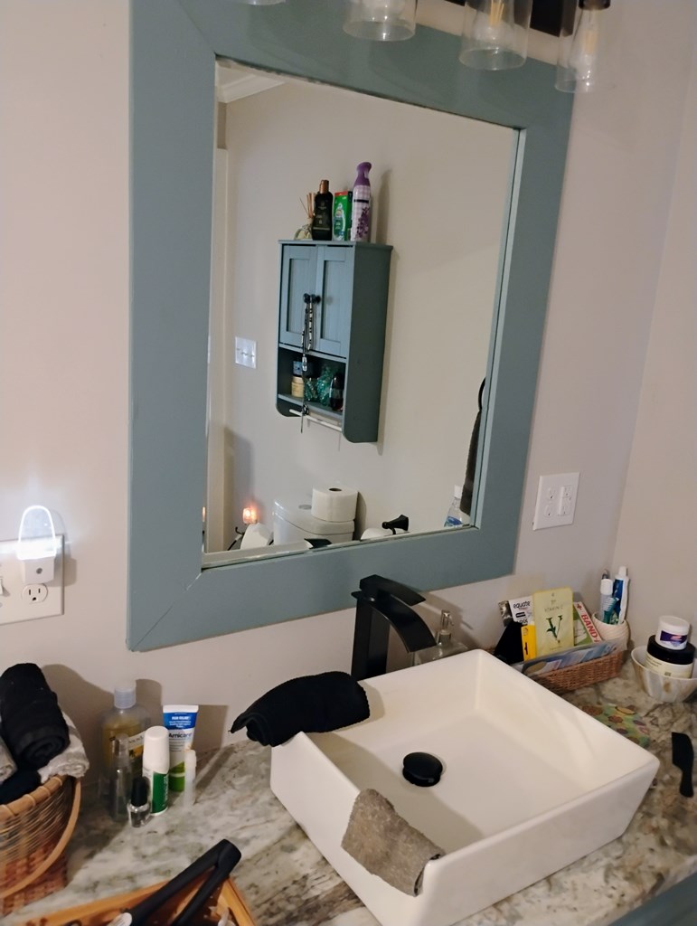 425333 Murphy Residential