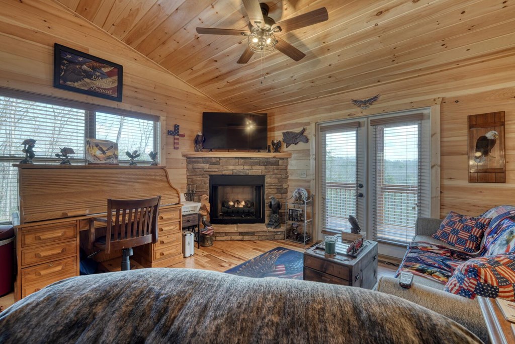 425335 Murphy Residential