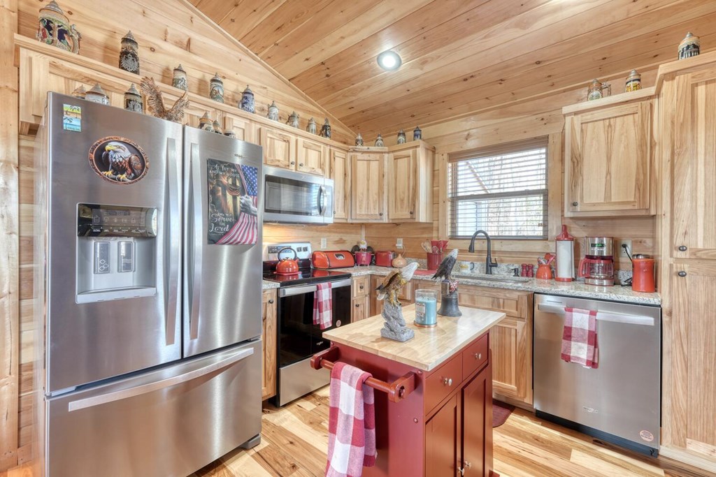 425335 Murphy Residential