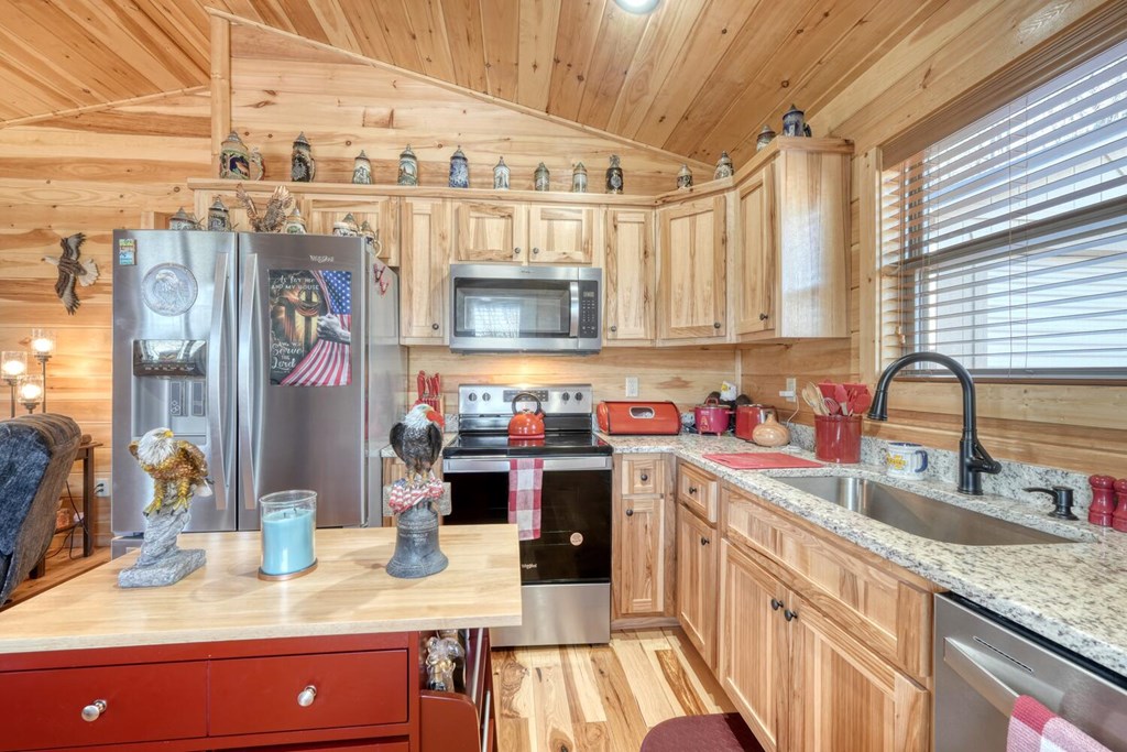 425335 Murphy Residential