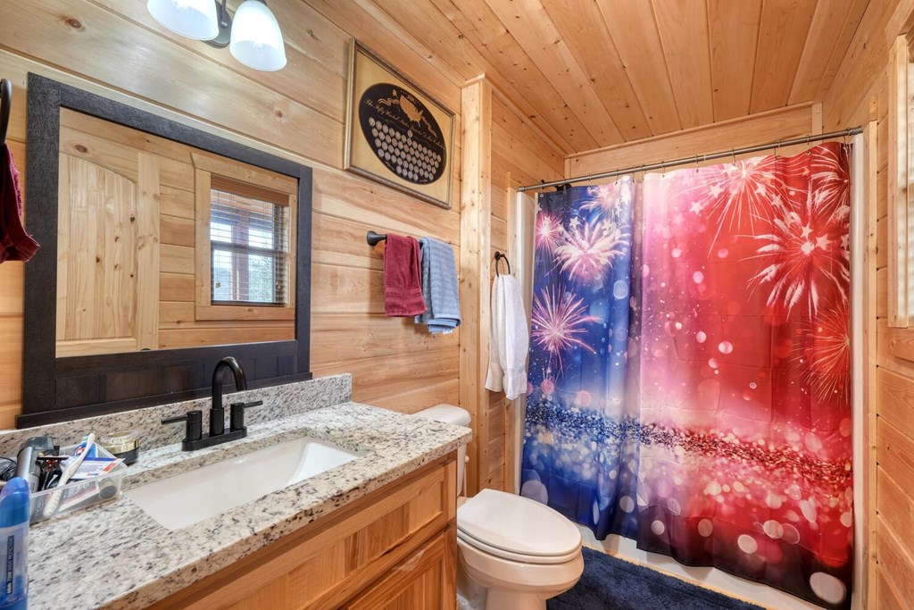 425335 Murphy Residential