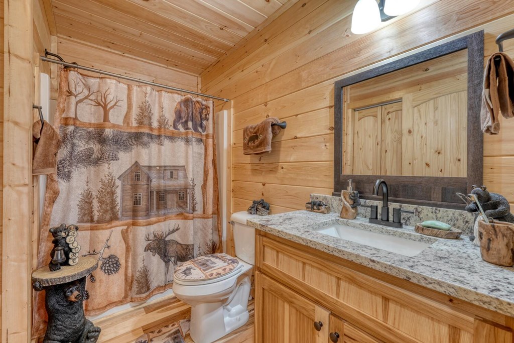 425335 Murphy Residential