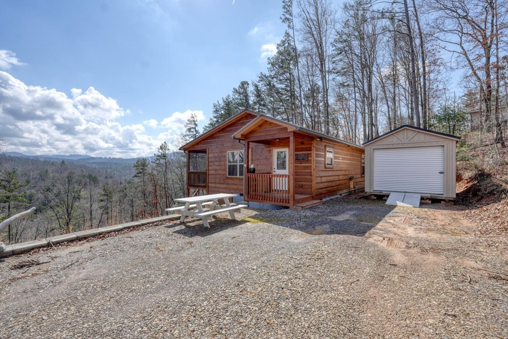 425335 Murphy Residential