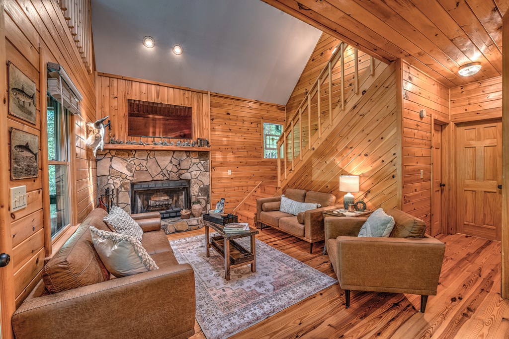 425347 Epworth Residential