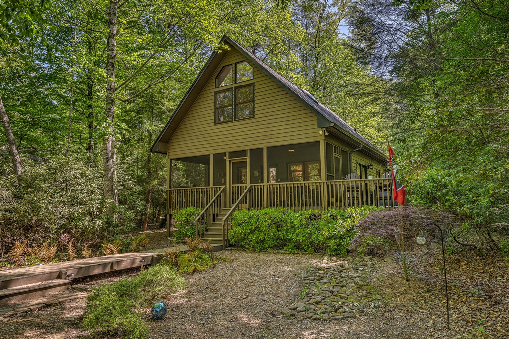 425347 Epworth Residential