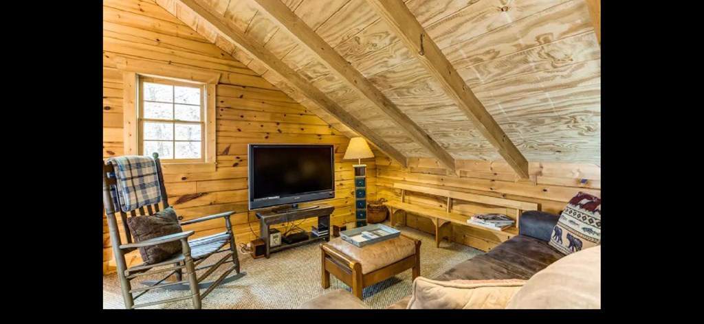 425349 Cherry Log Residential