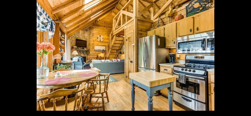 425349 Cherry Log Residential