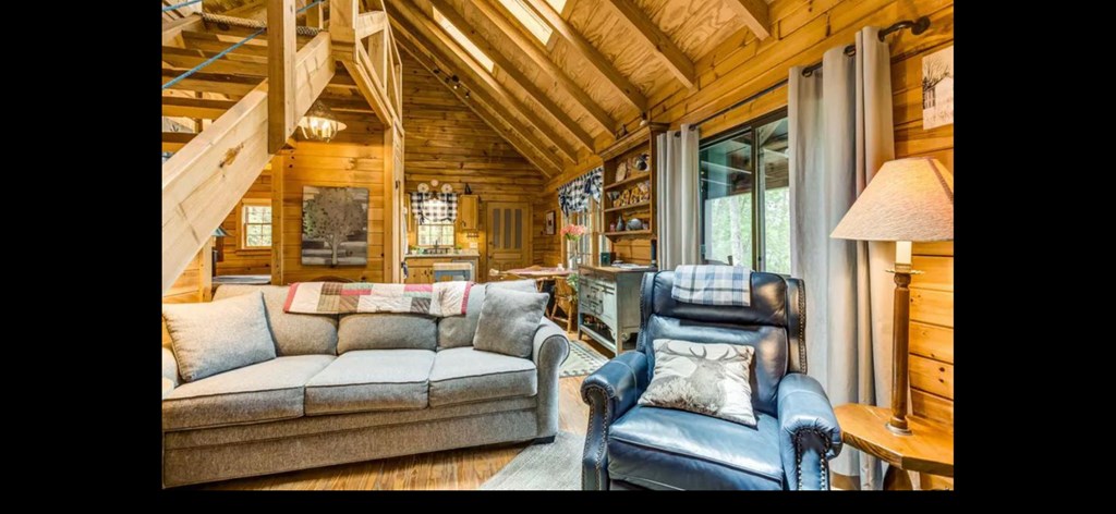 425349 Cherry Log Residential