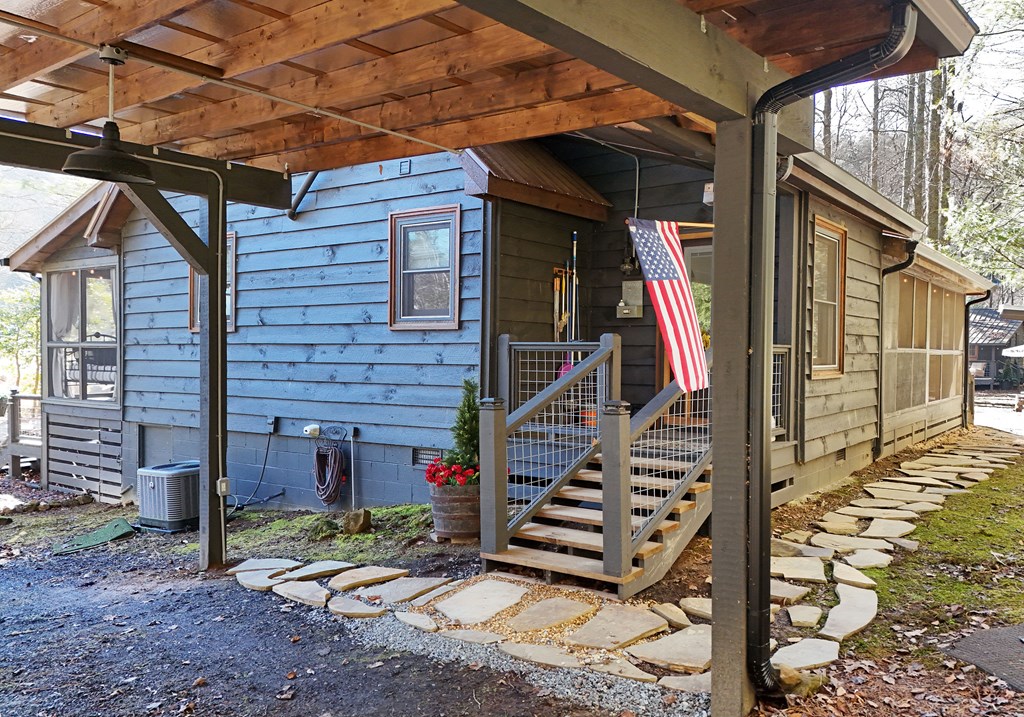 425357 Blairsville Residential