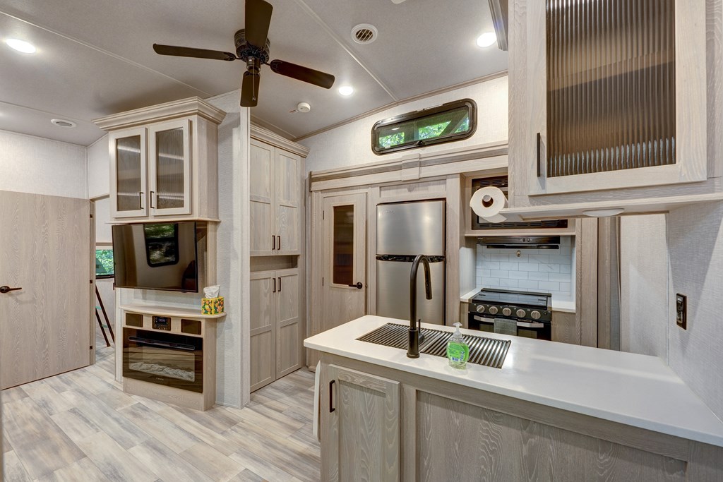 425360 Ellijay Residential