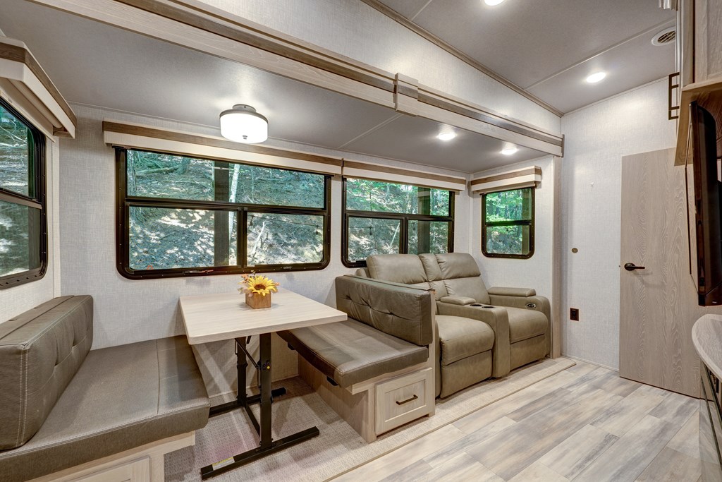 425360 Ellijay Residential