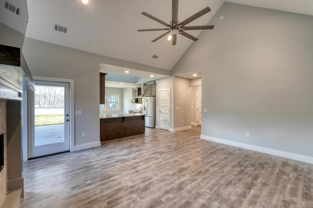 425361 Hiawassee Residential