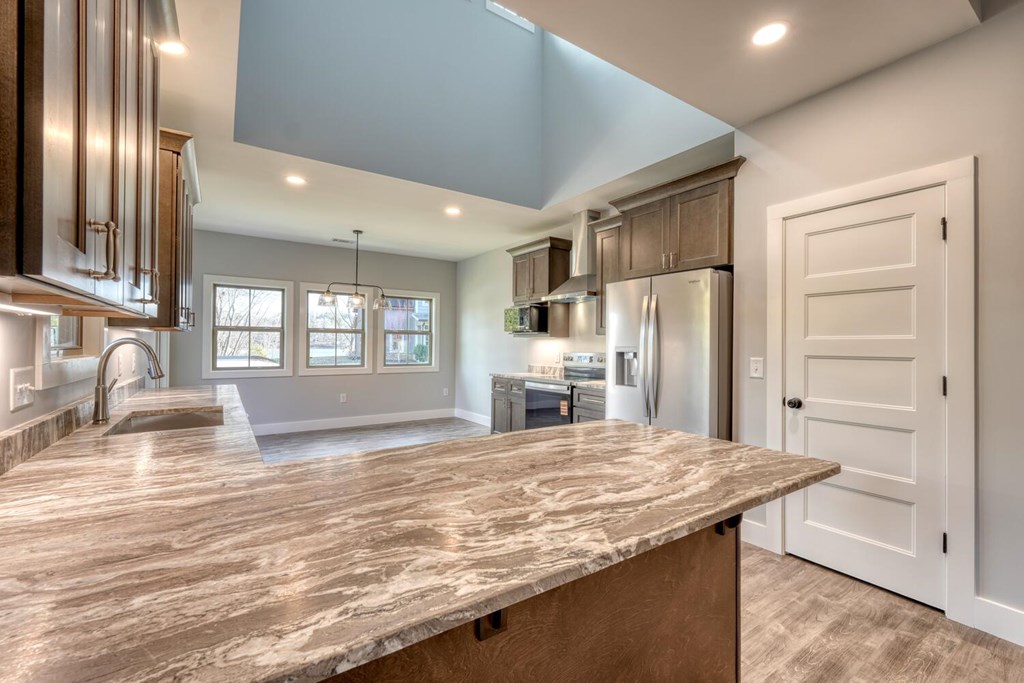 425361 Hiawassee Residential