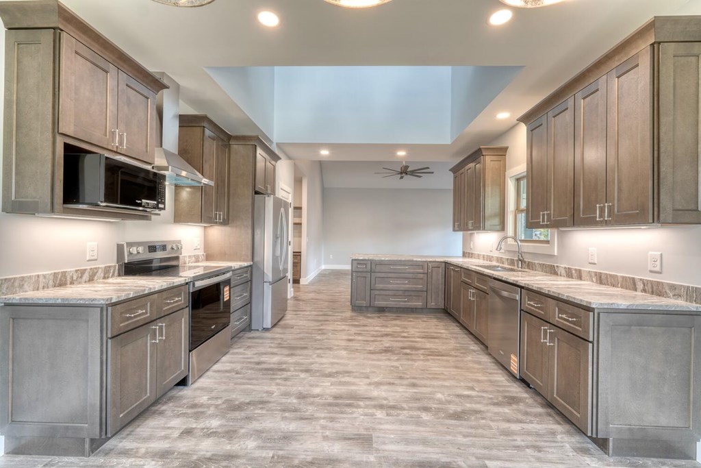 425361 Hiawassee Residential