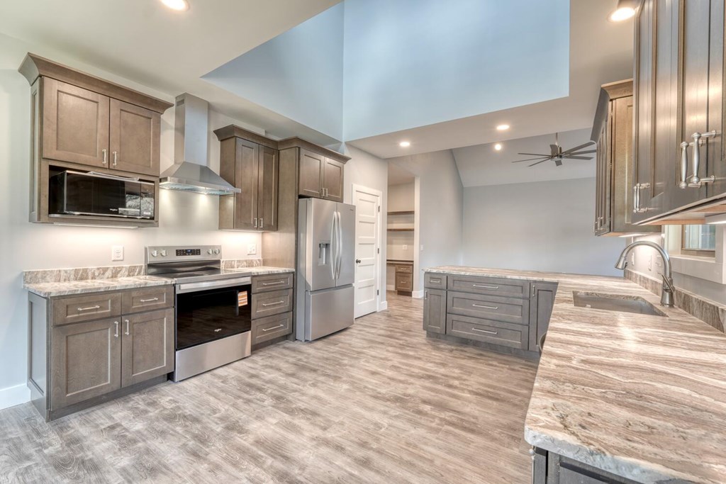 425361 Hiawassee Residential