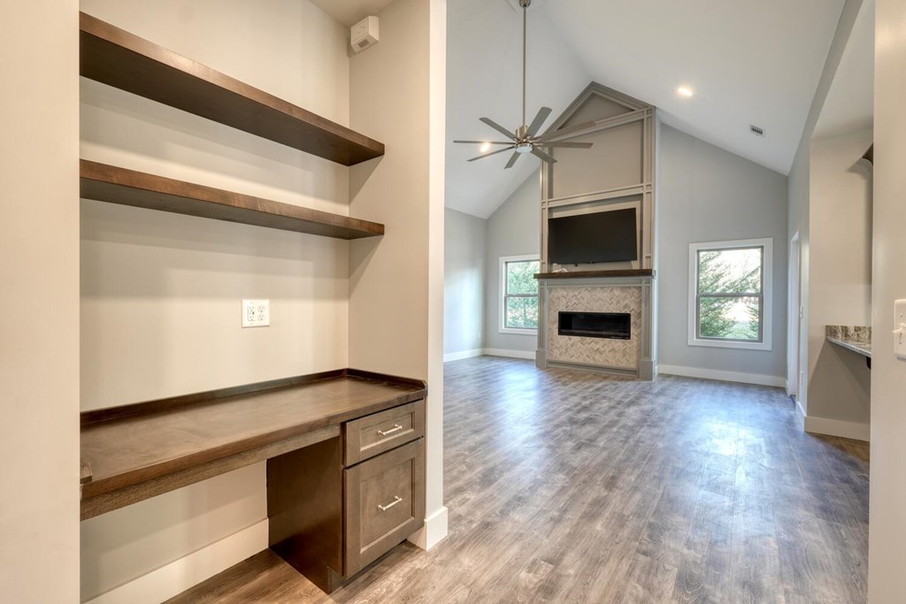 425361 Hiawassee Residential