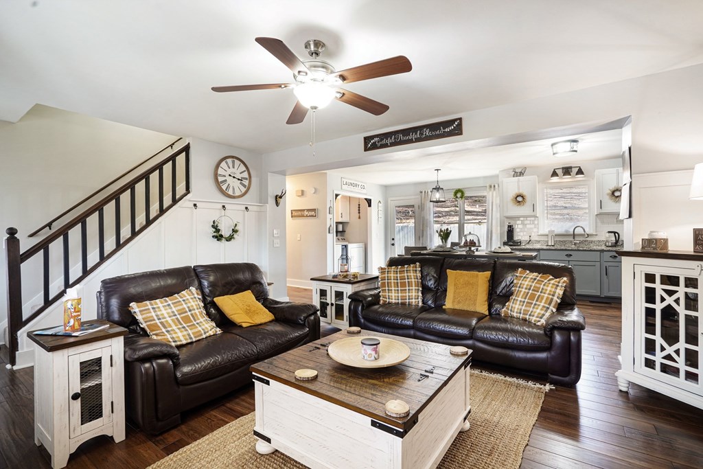 425364 Waleska Residential