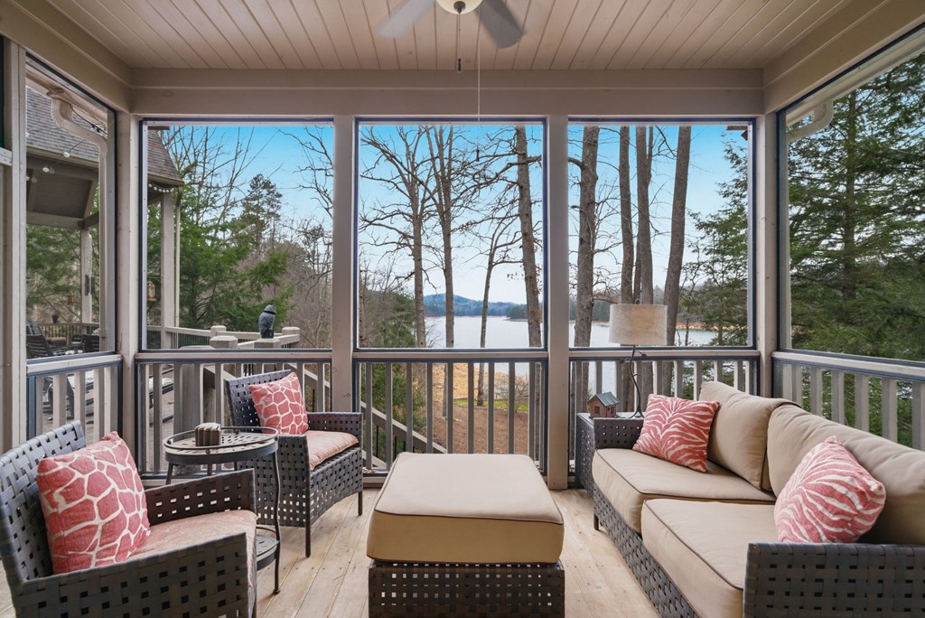 425366 Morganton Residential