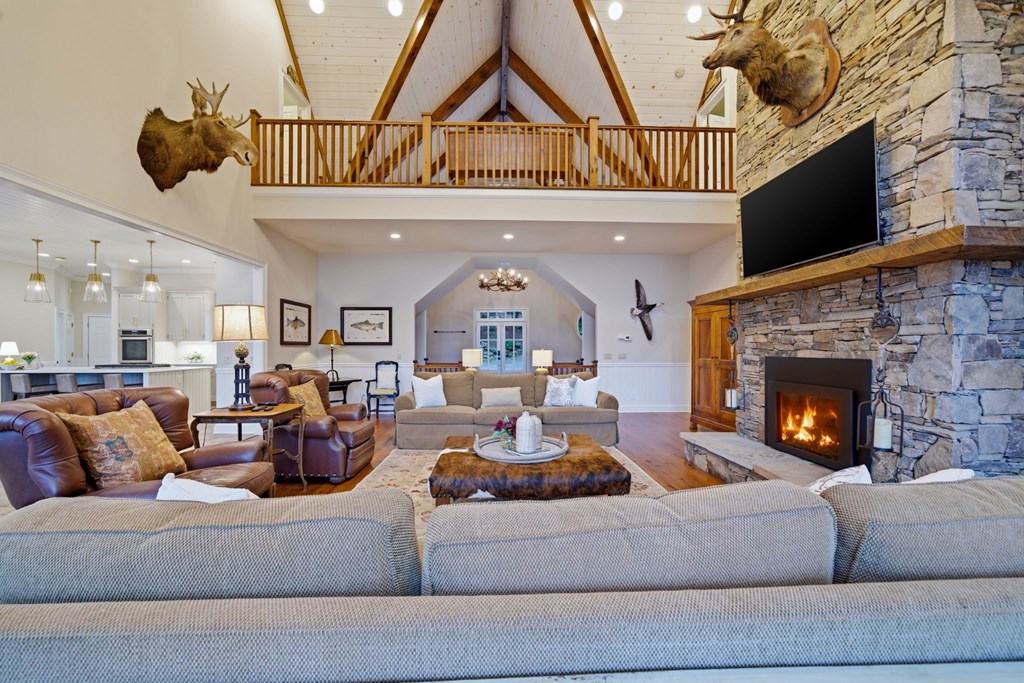 425366 Morganton Residential