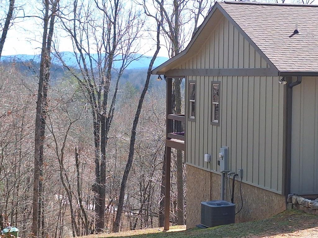 425367 Mineral Bluff Residential