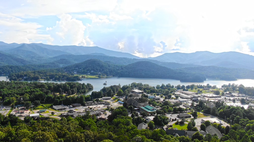 425377 Hiawassee Residential