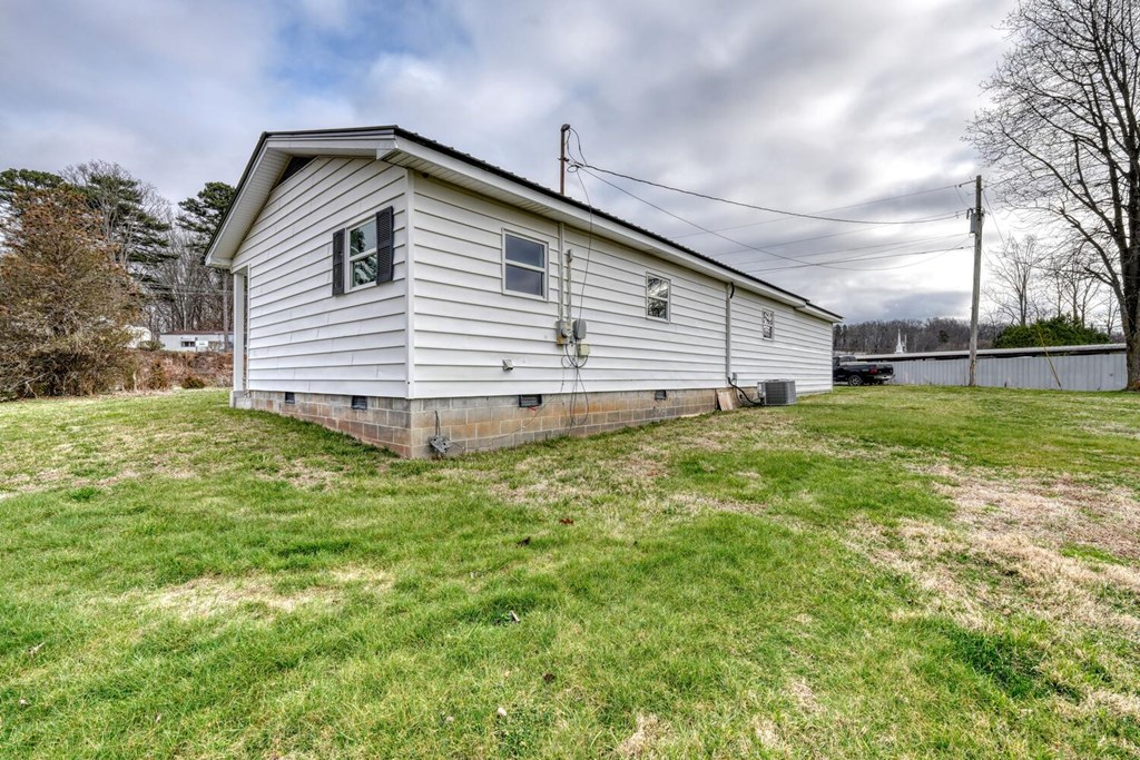 425378 Blairsville Residential