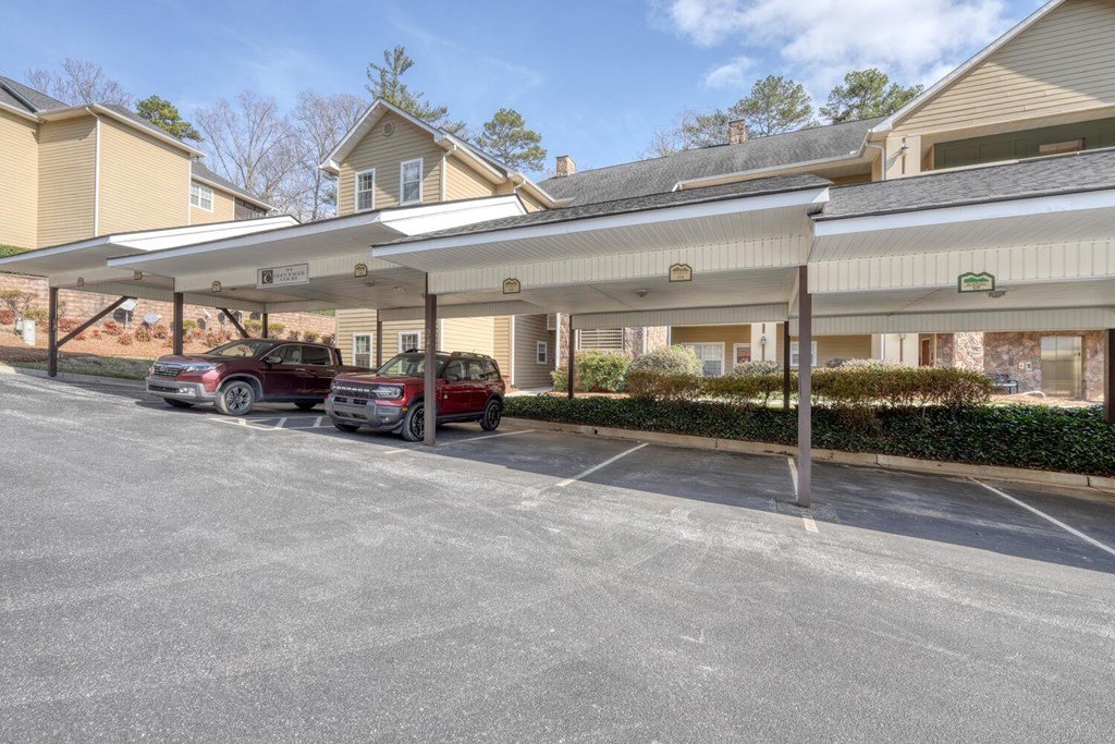 425382 Clayton Condominium