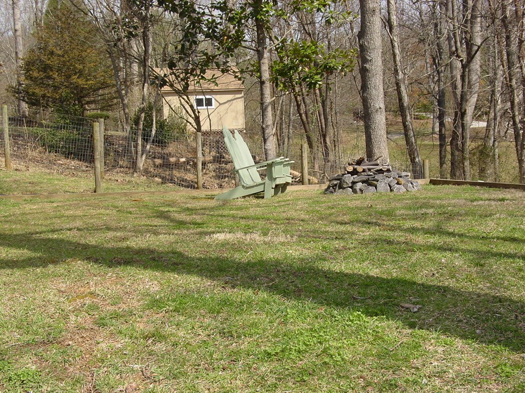 425383 Young Harris Residential