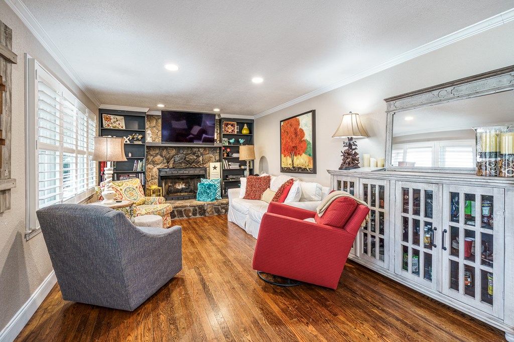 425384 Murphy Residential