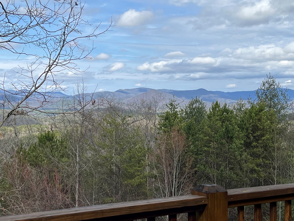 425388 Murphy Residential