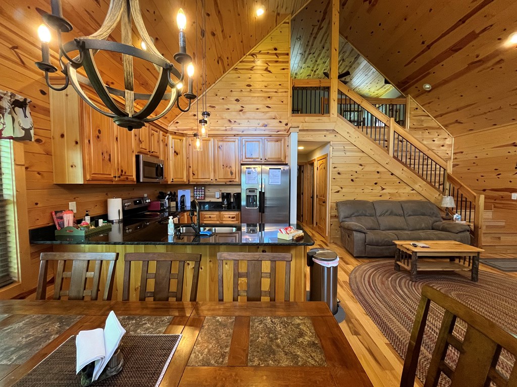 425388 Murphy Residential