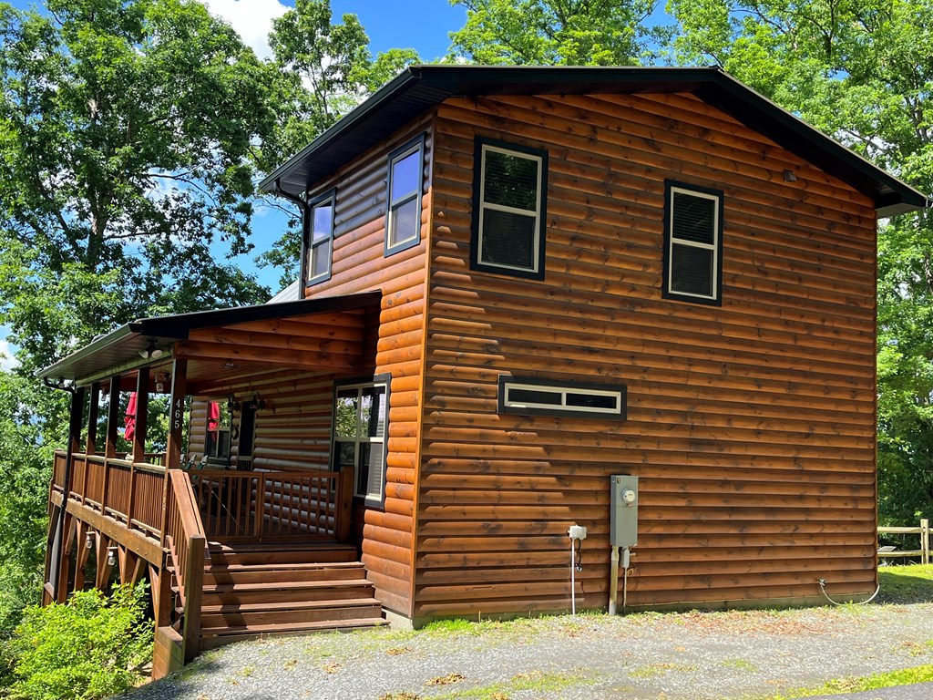 425388 Murphy Residential