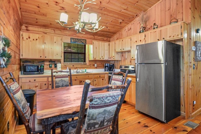 425405 Ellijay Residential